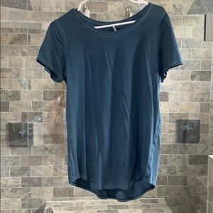 Lululemon Tee